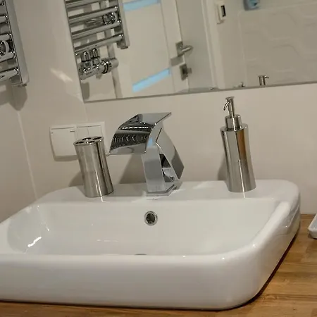 شقة Apartament Zasypialnia غدانسك